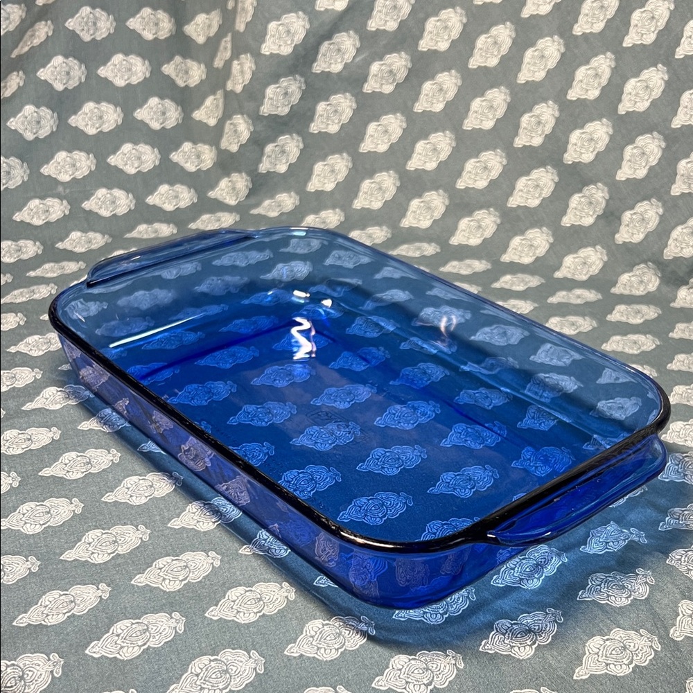 Pyrex cobalt blue 7x11 baking dish